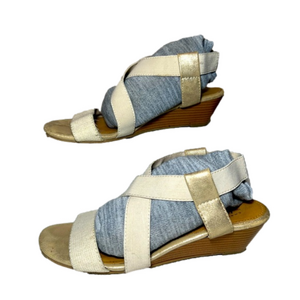 G.H. Bass & Co. Sandals - Cream/Champagne Gold - 2” Wedge - Size 8.5